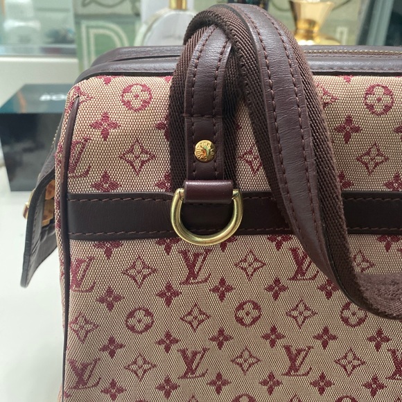 Authentic Louis Vuitton Josephine Cerise Handbag - Picture 7 of 15